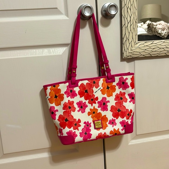 Dooney & Bourke Handbags - Dooney & Bourke Coated Leisure Shopper Tote